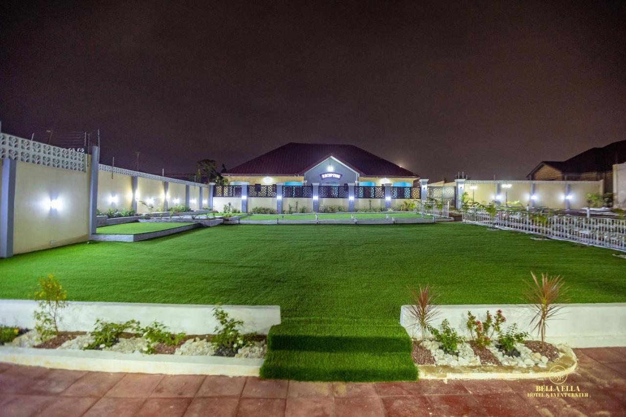 Bella Ella Hotel & Event Center Kasoa Exteriér fotografie