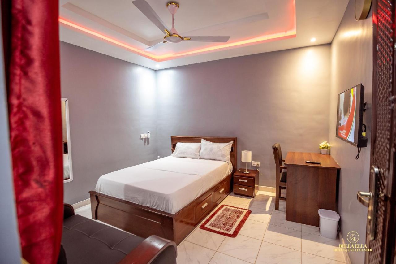 Bella Ella Hotel & Event Center Kasoa Exteriér fotografie