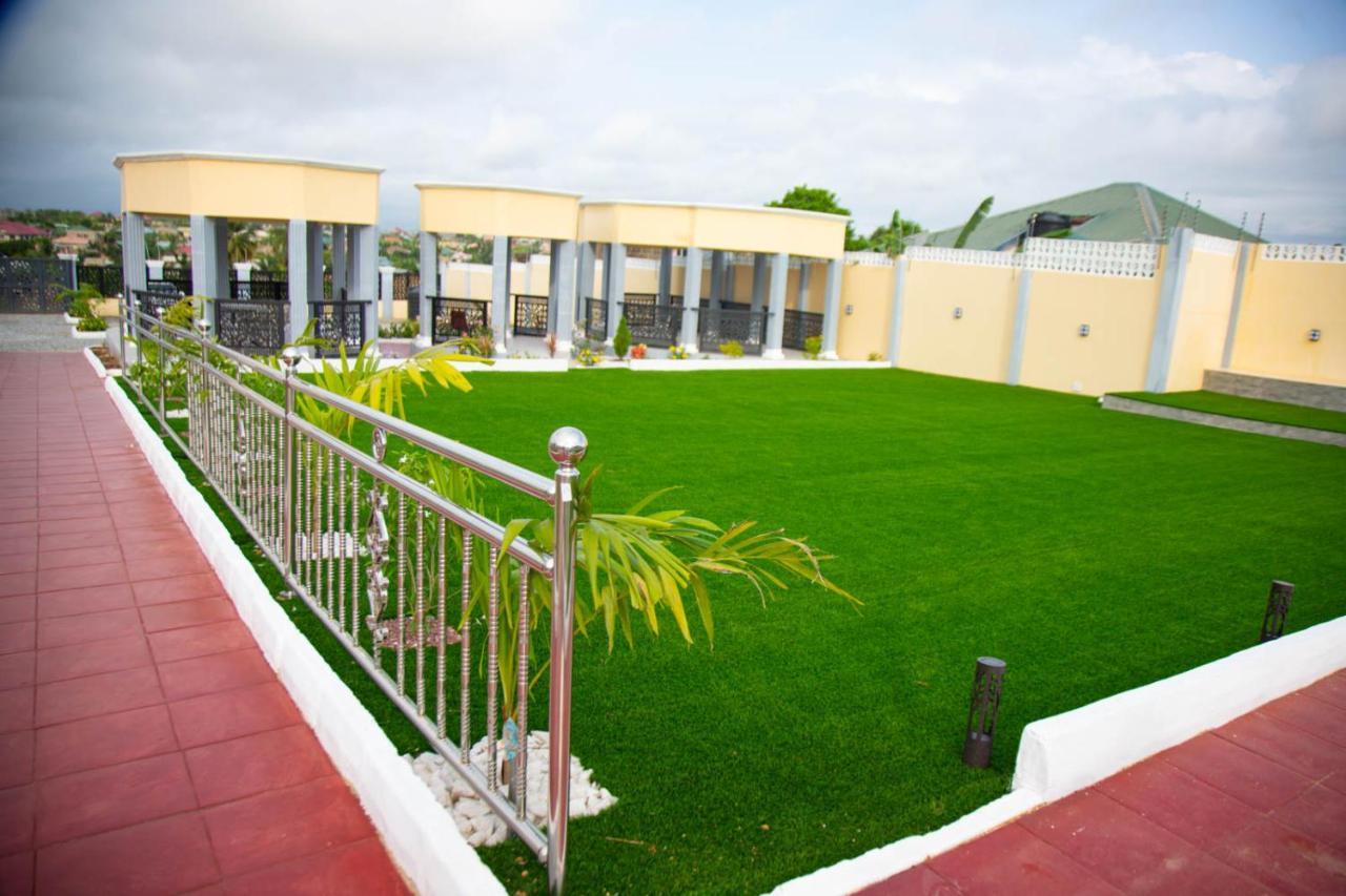 Bella Ella Hotel & Event Center Kasoa Exteriér fotografie