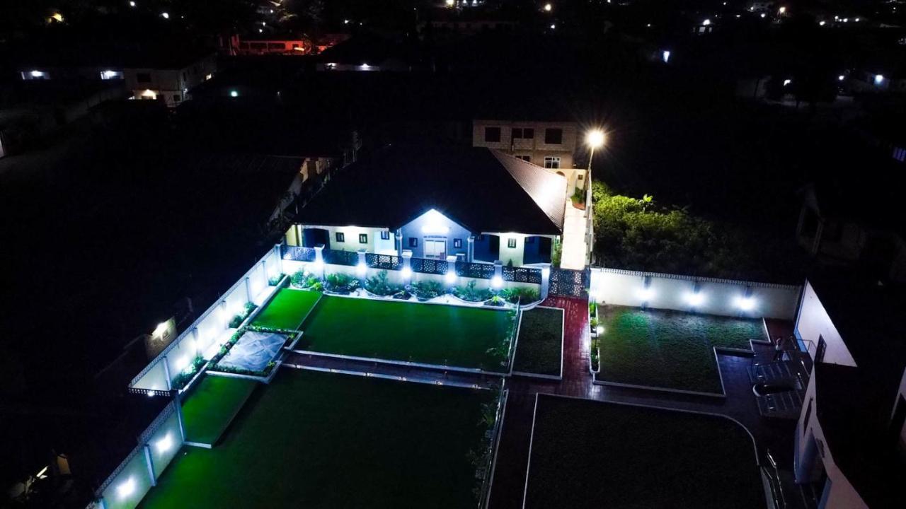 Bella Ella Hotel & Event Center Kasoa Exteriér fotografie